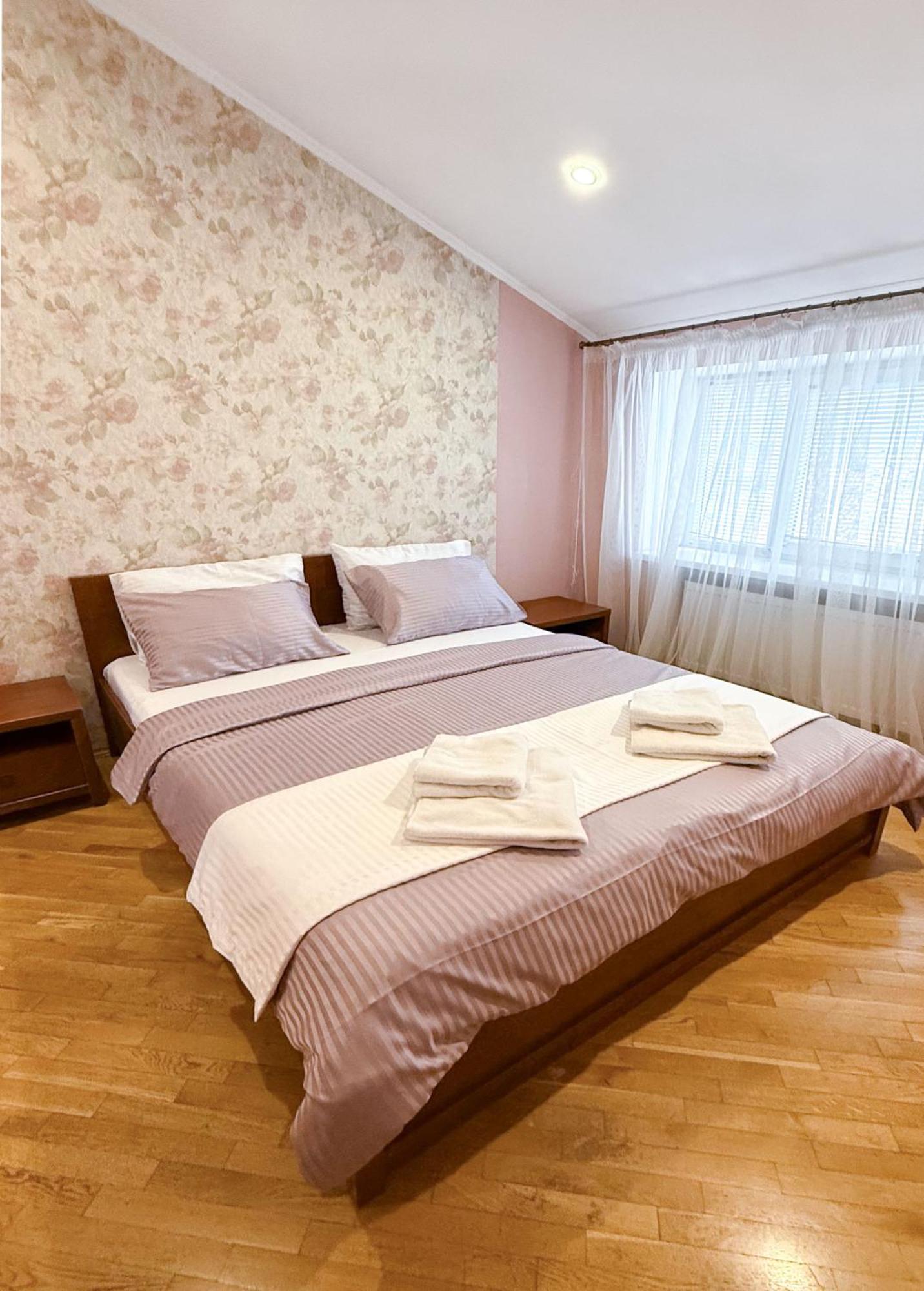 Grand Apartments On Rynok Square Львов Экстерьер фото