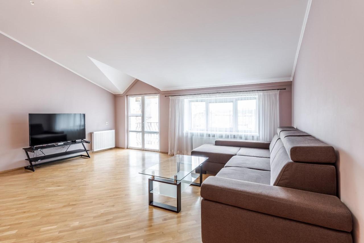 Grand Apartments On Rynok Square Львов Экстерьер фото